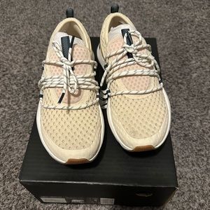 SOREL Women's Kinetic Impact Lace Sneakers